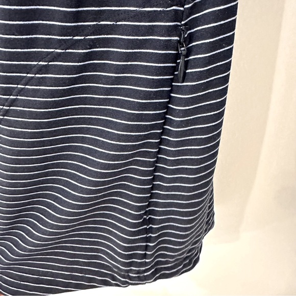 Navy Blue Carve sunshirt/rash guard - Picture 7 of 10